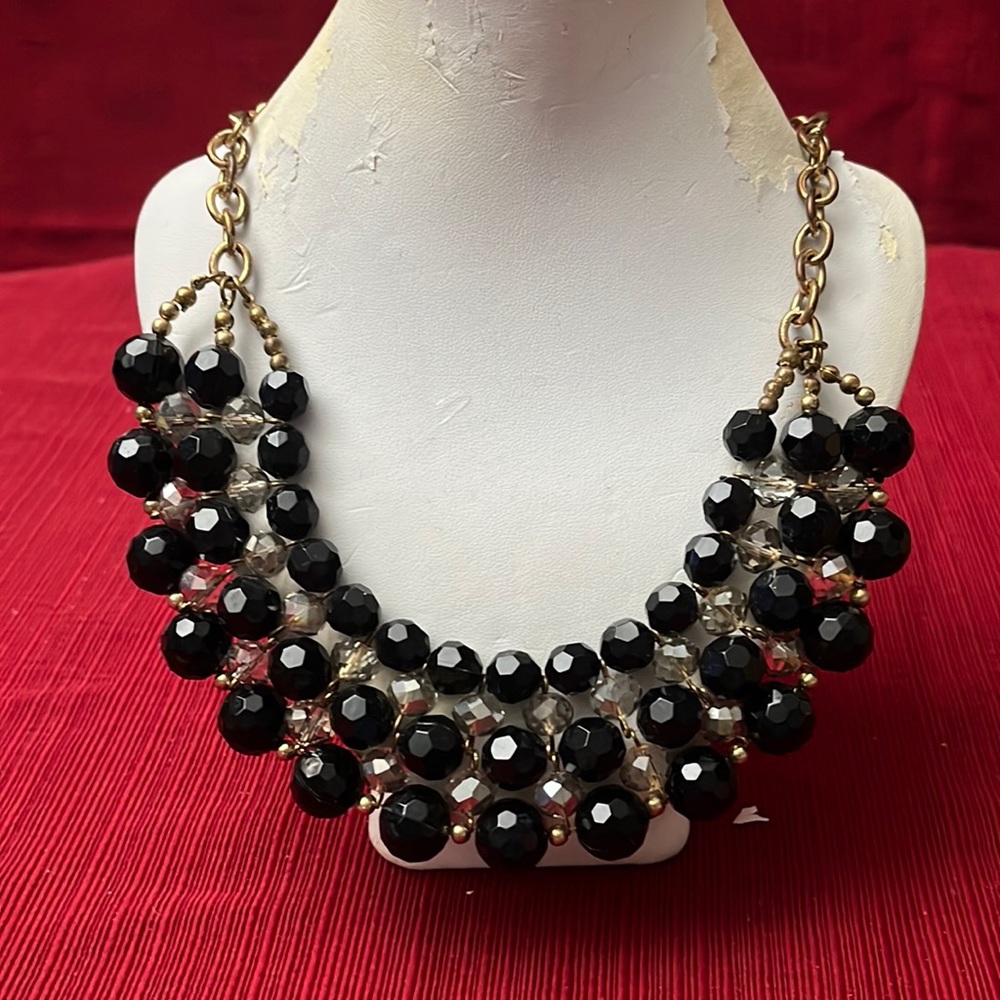 VTG:Black and Clear diamond Cut beads Necklace.